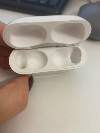 Funda AirPods + 1 AirPod Blanco