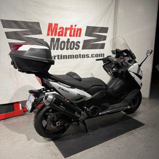 YAMAHA T-Max 530