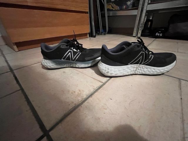 New Balance Fresh Foam Evoz v2 Scarpe Uomo
