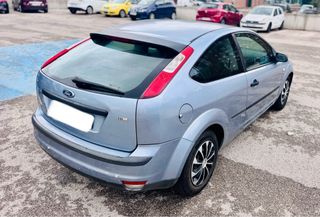 Ford Focus 1.6 TDCi 90CV Trend – 217.000 km Único