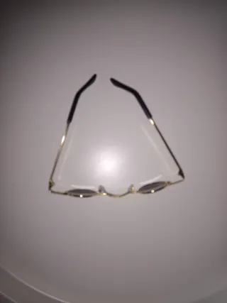 Gafas de sol redondas retro  doradas