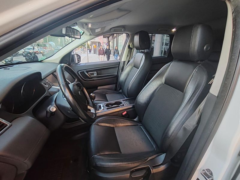 Land Rover Discovery Sport 2016, foto 10