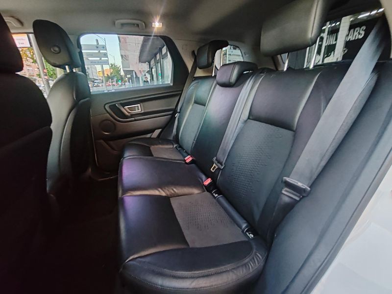 Land Rover Discovery Sport 2016, foto 14