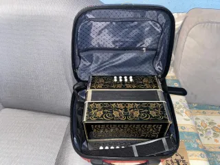 Acordeón Alemán Diatónico C/FA