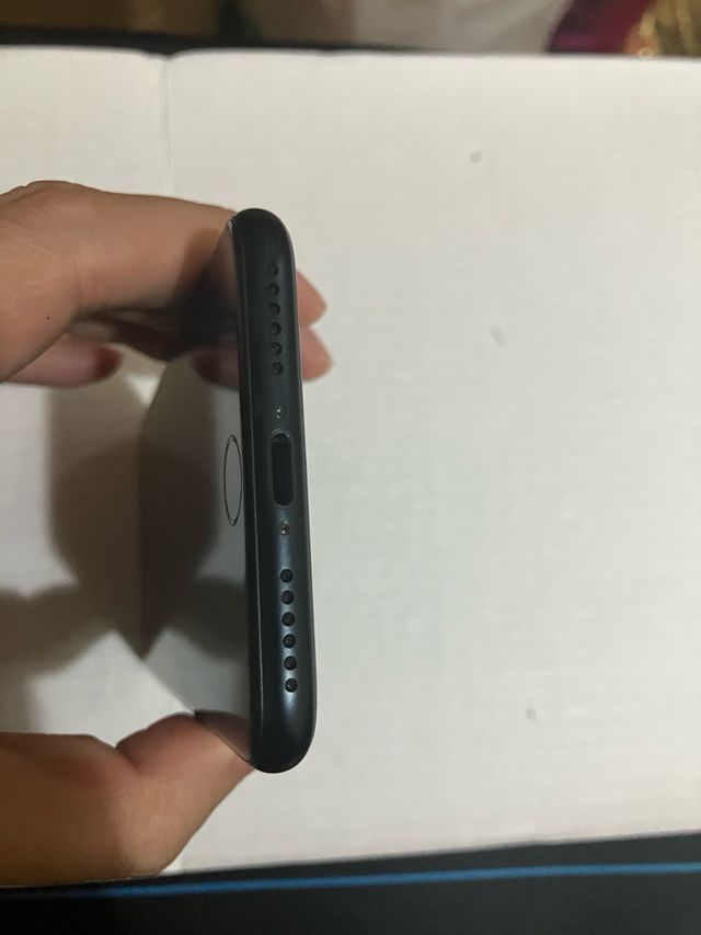 iPhone SE 2022 64GB Batería 100%