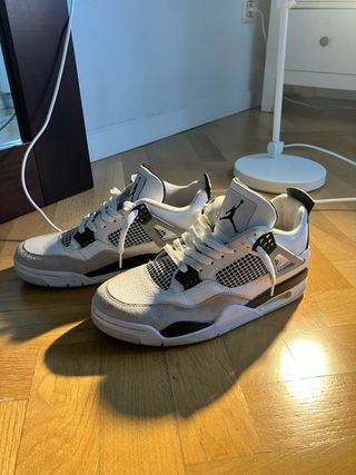 Jordan Retro 4 Talla 43 (27.5cm)