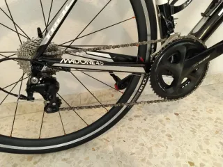 Bicicleta de carretera Trek Madone 4.5