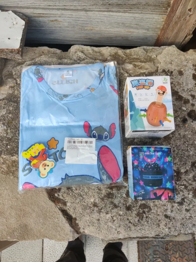 Lote Pijama Niño Stitch + Luces Estrella