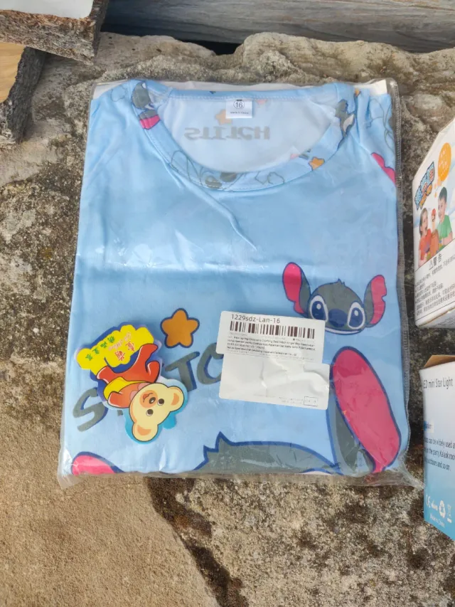 Lote Pijama Niño Stitch + Luces Estrella