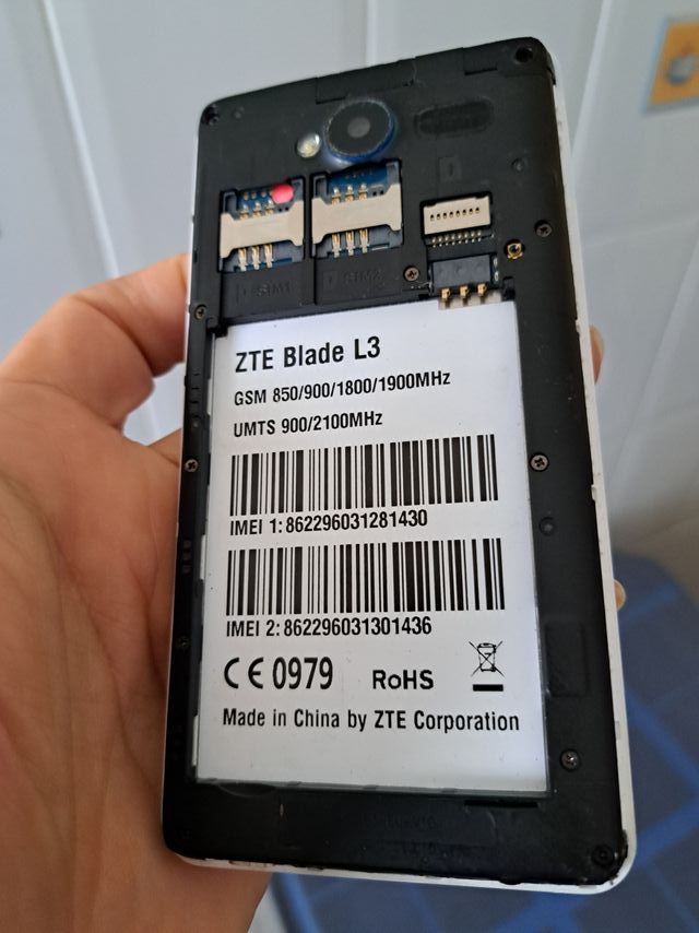 Smartphone Android ZTE Blade L3 Preto/Branco