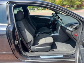 Opel Astra 1.6i GTC 3 PUERTAS