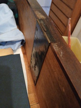 Cajonera antigua de madera