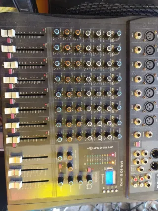 Mesa Mezcladora G-MARK USB 8/9 Canales