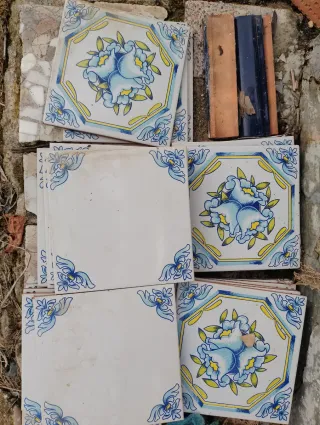 Azulejos antiguos vintage flor azul