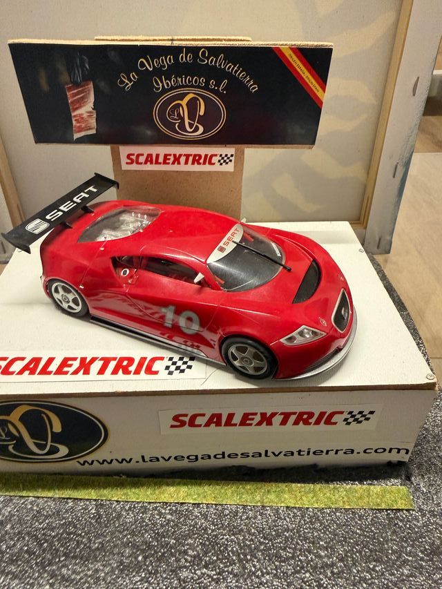 Coche Scalextric Seat Rojo