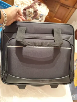 Maletín de viaje con ruedas