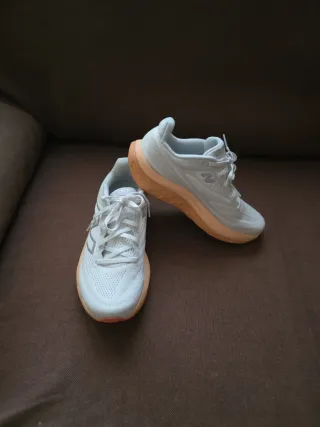 NEW BALANCE ORIGINAL, FRESH FOAM, VONGO, MUJER