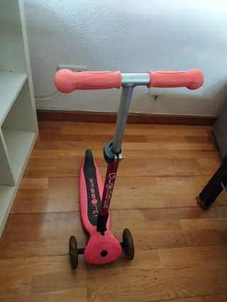 Patinete Globber 3 ruedas fucsia