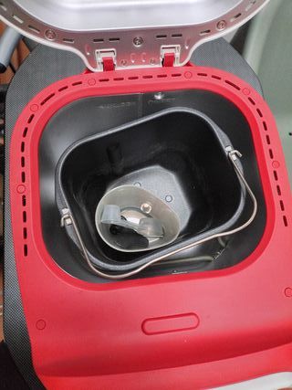 Panificadora Moulinex Uno Blanca y Roja