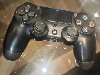 PS4 (PlayStation 4) + extras