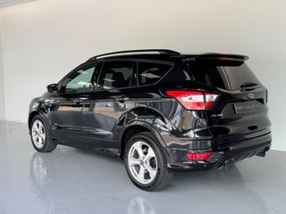 Ford Kuga 2.0 TDCi 132kW 4x4 ST-Line Powers.