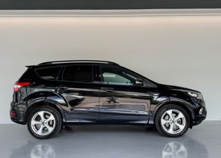 Ford Kuga 2.0 TDCi 132kW 4x4 ST-Line Powers.