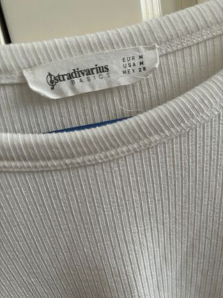 Jersey canalé Stradivarius crudo
