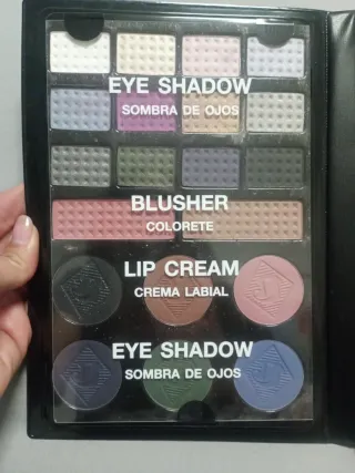 Estuche Maquillaje Profesional Paleta Sombras
