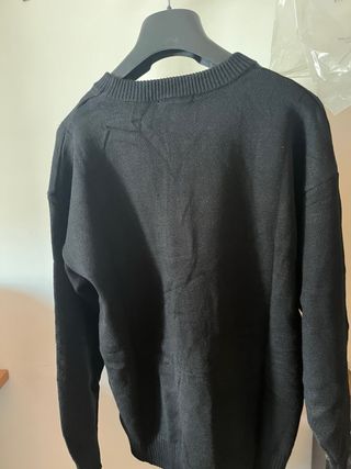 Maglione Ami Paris Nero con Cuore Rosso