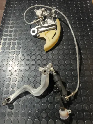 Conjunto Freno Trasero Suzuki DRZ 400 S