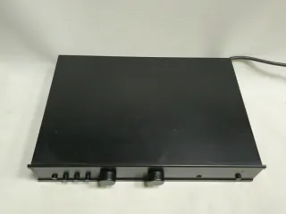 Amplificador Estéreo Hi-Fi QED A230S