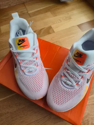 Zapatillas Nike Vomero 18 Running