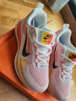 Zapatillas Nike Vomero 18 Running