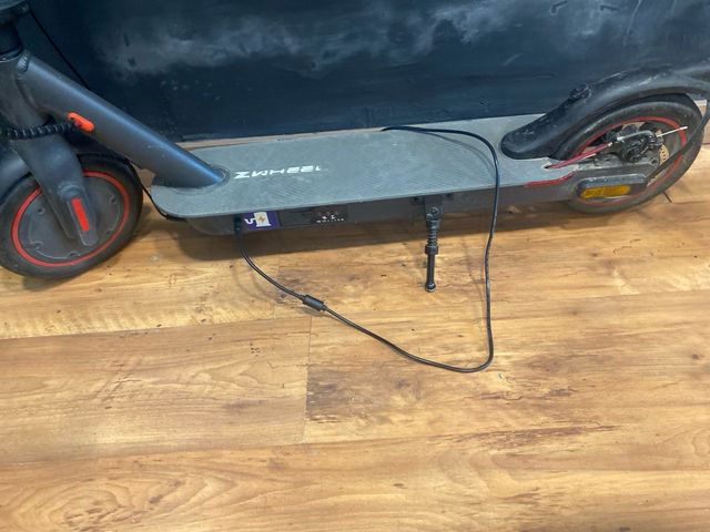 Patinete eléctrico ZWHEEL