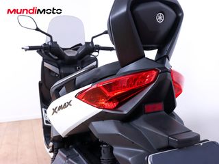 YAMAHA X-MAX 400