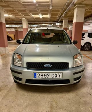 Ford Fusion 2004
