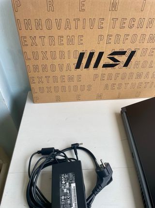 Portátil MSI Thin 15 B12UC-1839XES