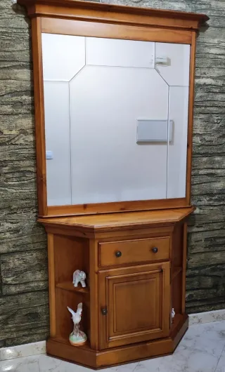 Mueble recibidor madera con espejo