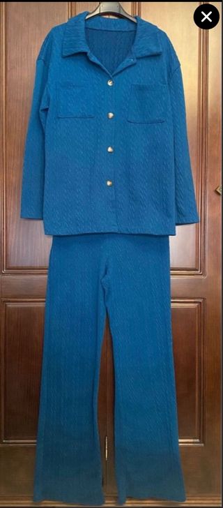 Set Rebeca e pantaloni in maglia blu petrolio