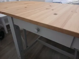 Mesa de cocina madera sin estrenar.