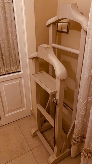 Galán de dormitorio doble de madera