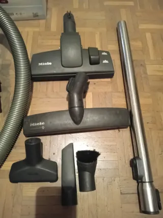 Aspiradora Miele Parquet 2000W