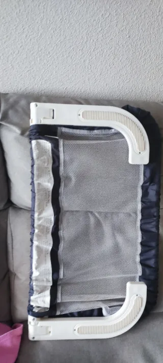 Barrera de seguridad para cama infantil