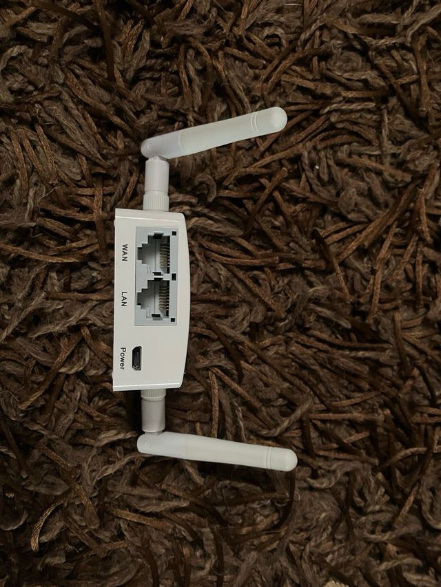 Think Penguin TPE 1300 Router