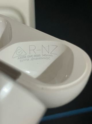 AirPods 4 con garantía hasta 20/3/2026