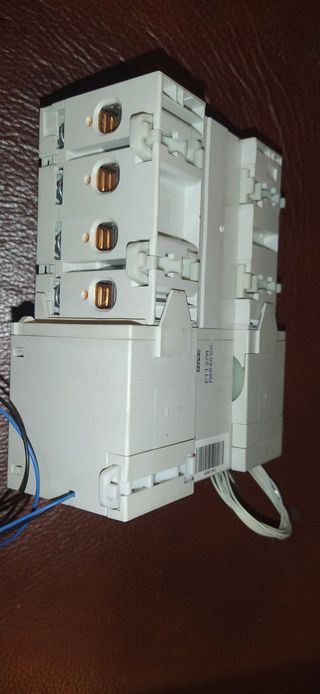 Schneider 18264 autorearme 