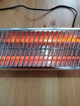 RISCALDATORE A PARETE O PAVIMENTO