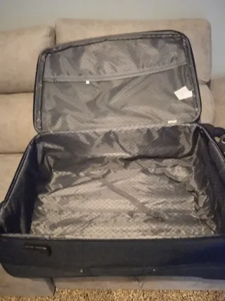 Maleta de viaje azul oscuro