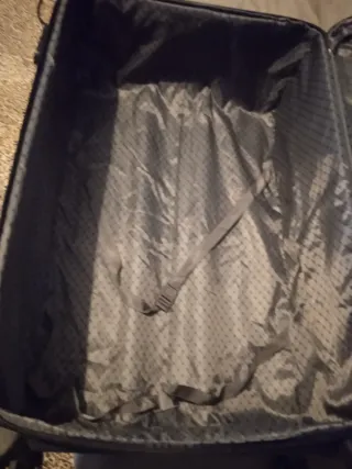 Maleta de viaje azul oscuro