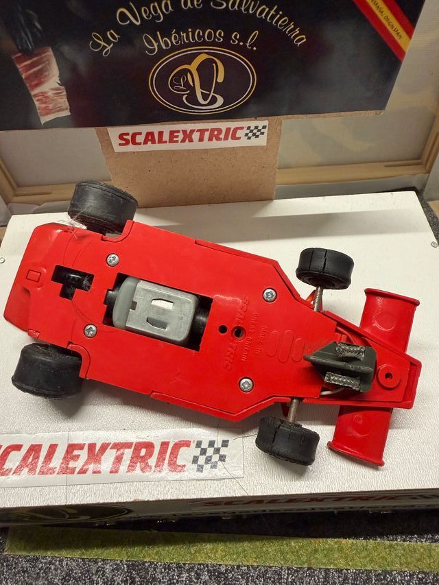 Coche Scalextric 23 Shell Oils